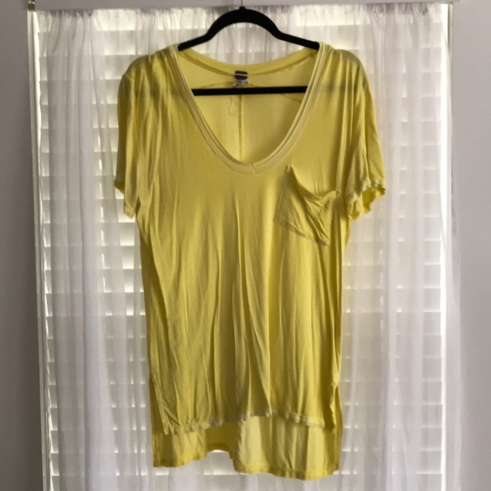 Free People casual tee - flattering and comfy